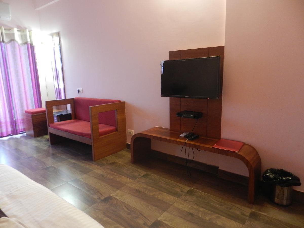 Park Hotel And Resort Kaglipur Zewnętrze zdjęcie